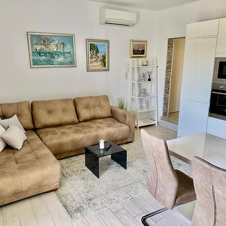 Apartments Zaja سيغيت فغانييتْسا المظهر الخارجي الصورة