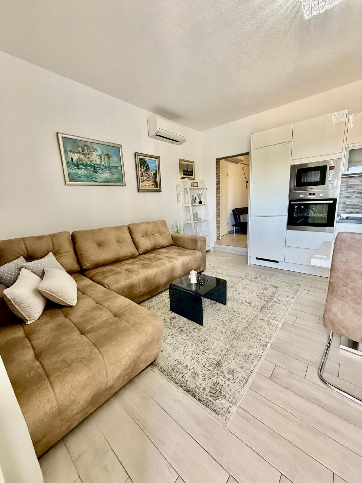 Apartments Zaja سيغيت فغانييتْسا المظهر الخارجي الصورة